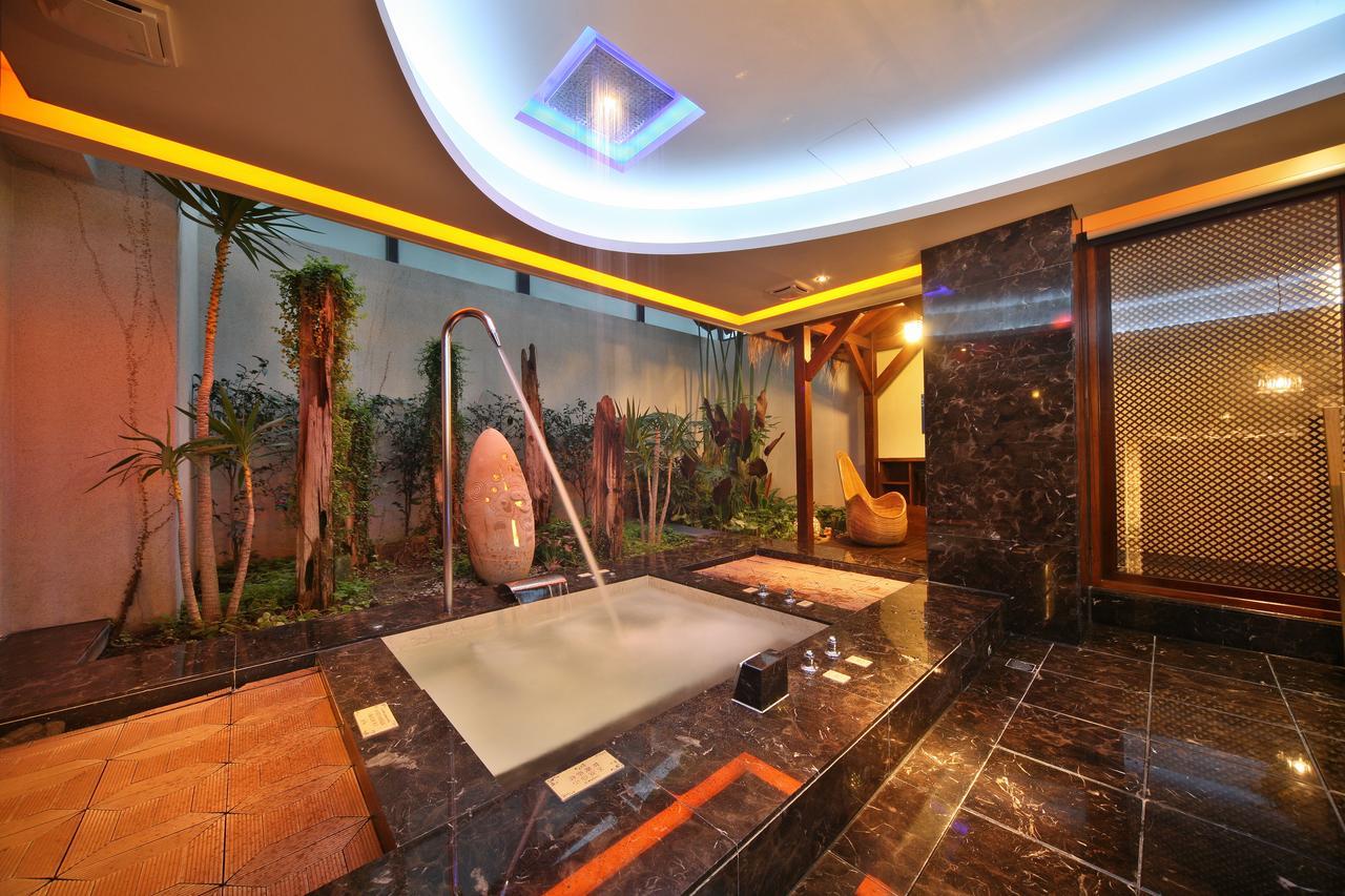 Lanshy Motel Тайчжун Экстерьер фото